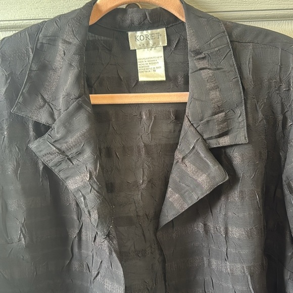 Koret Black Textured Blazer - Picture 2 of 4